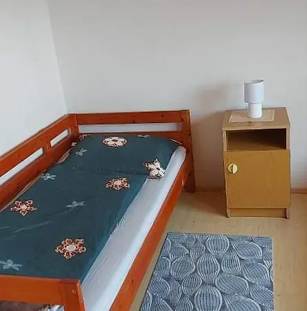 Badacsonyi Pihenes Privat Berlemeny * 包道乔尼托毛伊
